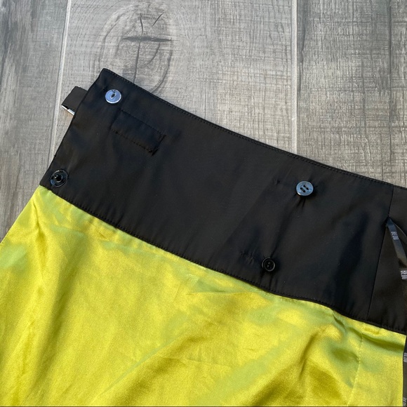 Bedo accordion neon yellow buckle wrap skirt - Picture 7 of 8